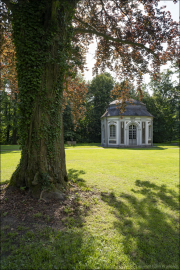 Direktion Rhein-Erft / RD Brühl / Brühl / Schloss Falkenlust / Muschelkapelle St.Maria Aegyptiaca